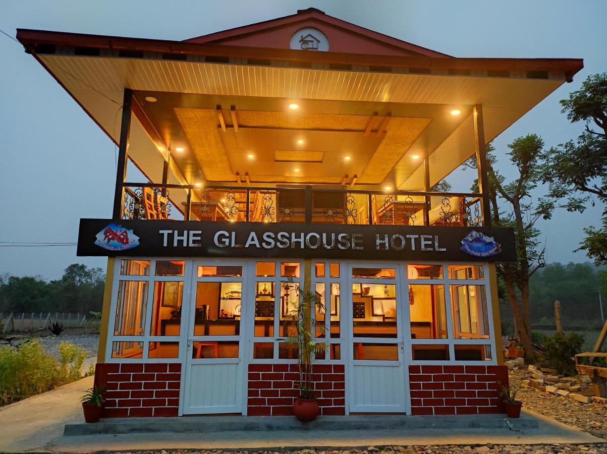 The Glasshouse Hotel Kawasoti Екстериор снимка