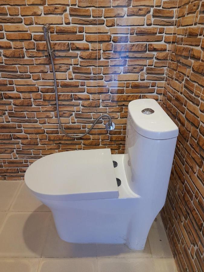 The Glasshouse Hotel Kawasoti Екстериор снимка