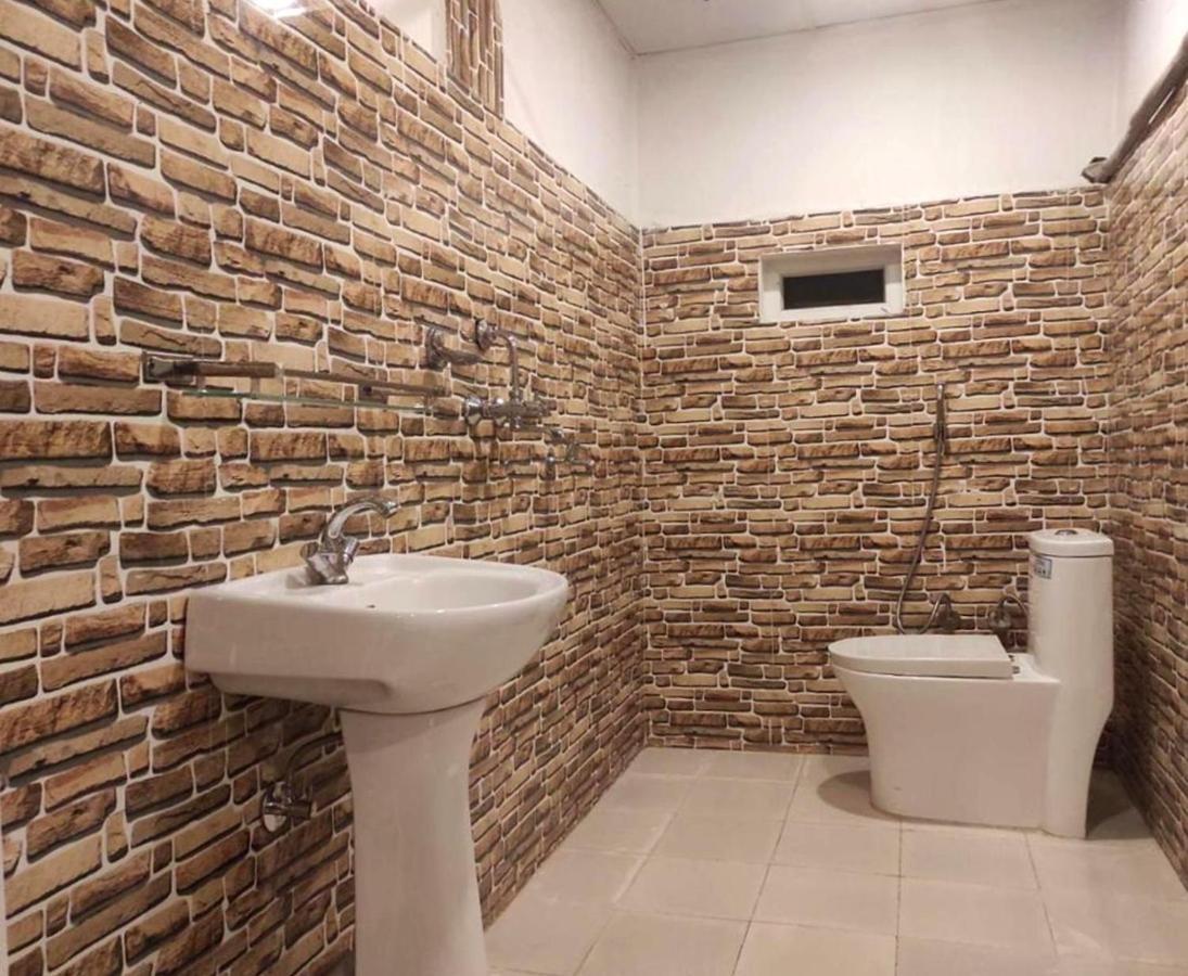 The Glasshouse Hotel Kawasoti Екстериор снимка